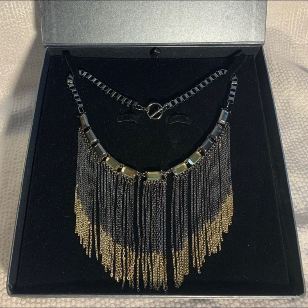 Jardin chandelier drop necklace.
